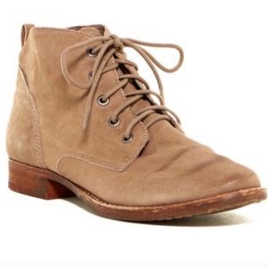 Sam Edelman lace up brown booties size 9